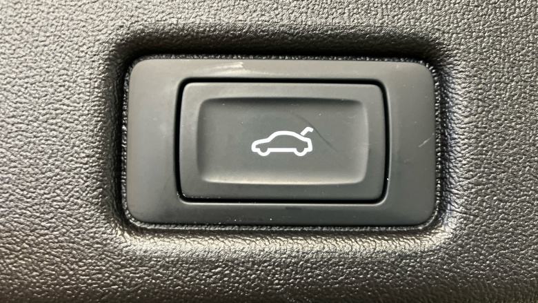 Audi Q5 2.0 TDI Quattro S Line 5dr S Tronic Diesel Estate